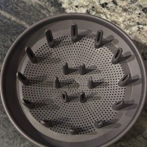 Gray Hair Diffuser Attachment